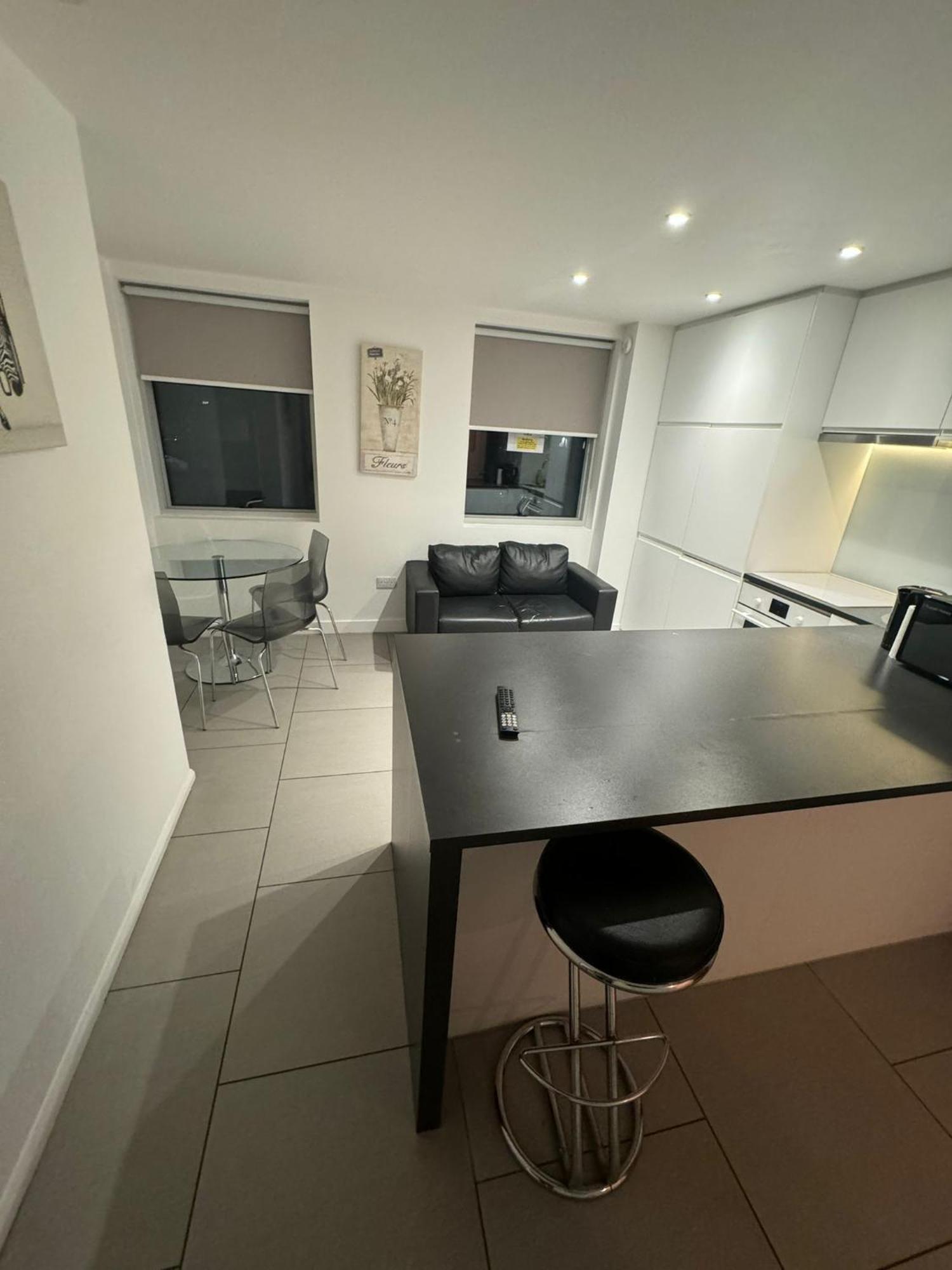 Two Bed In Battersea 2 Apartamento