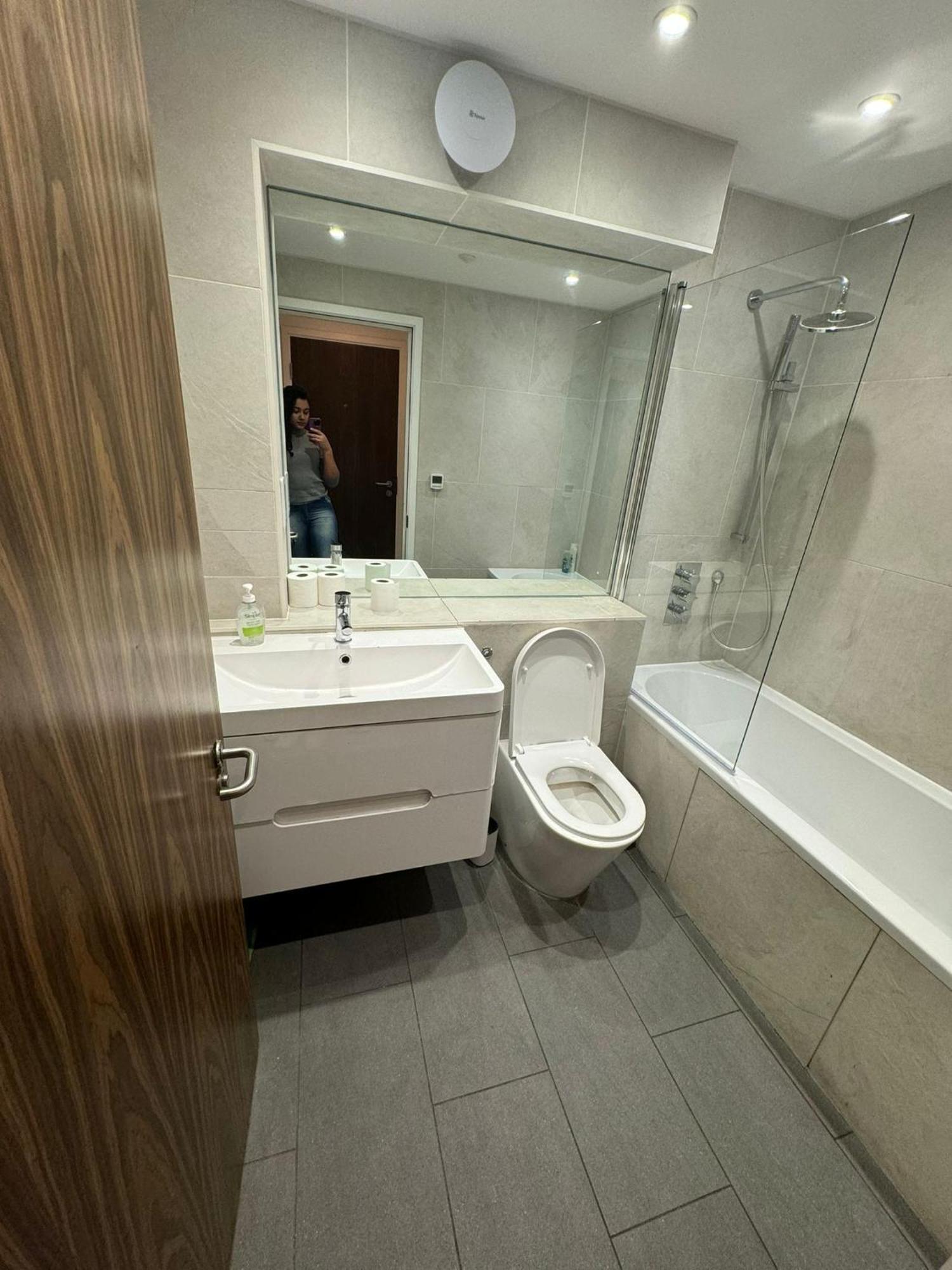 Apartamento Two Bed In Battersea 2