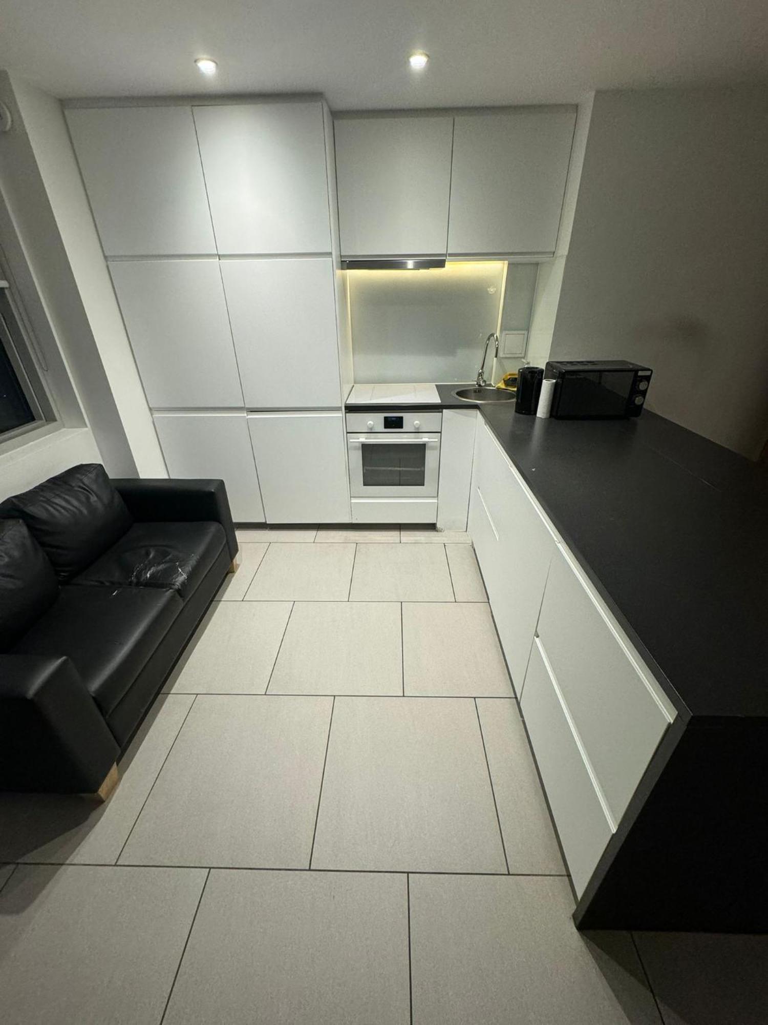 Two Bed In Battersea 2 Apartamento *